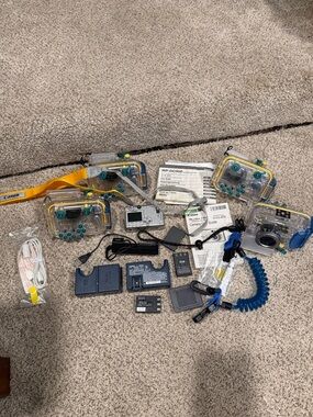 Canon WP-DC200 Underwater Housing and Accessories - Yellow/Clear